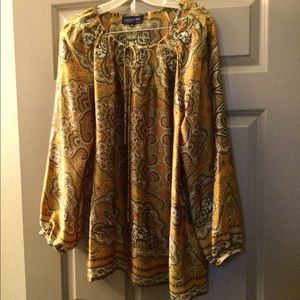 NEW Poly Silk blouse. L-XL, 29”L, 48” bottom. No wrinkle.